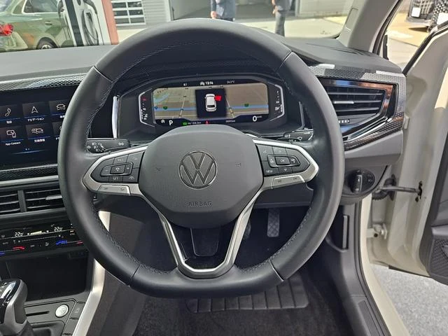 Volkswagen POLO 4