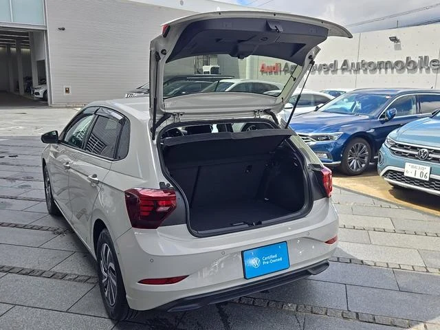 Volkswagen POLO 27