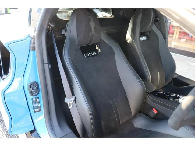 Lotus EMIRA 64