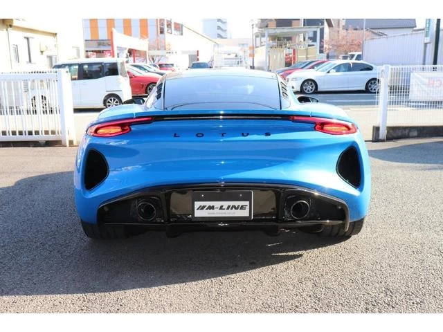 Lotus EMIRA 4