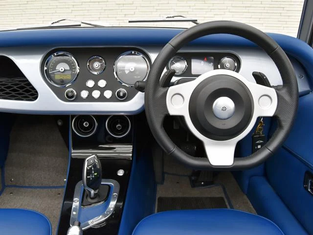Morgan PLUS6 11