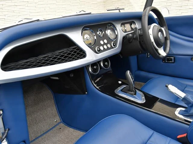 Morgan PLUS6 9
