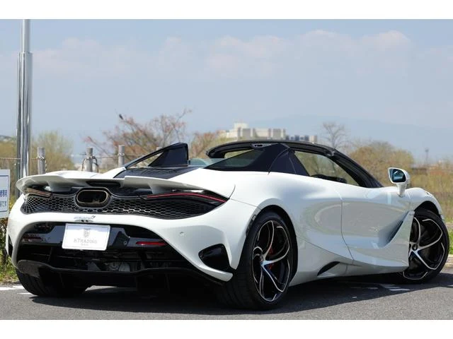 McLaren 750S 39