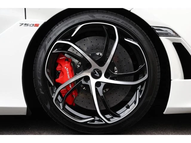 McLaren 750S 53