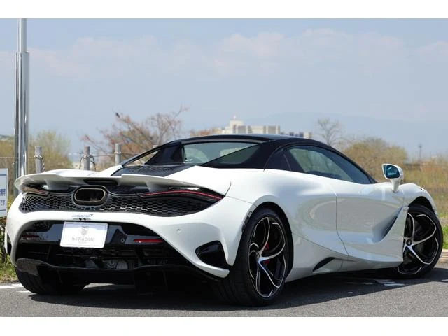 McLaren 750S 6