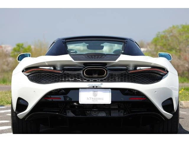 McLaren 750S 36