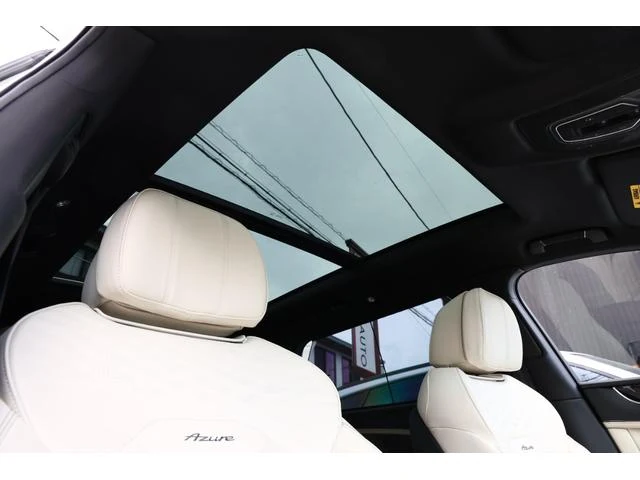 Bentley BENTAYGA 9