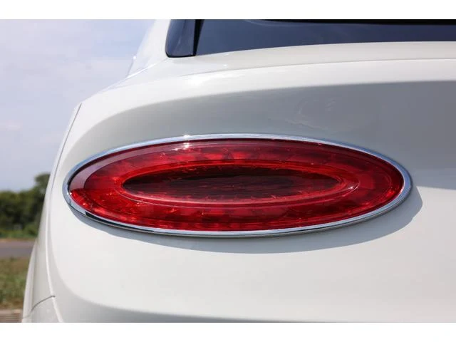 Bentley BENTAYGA 35