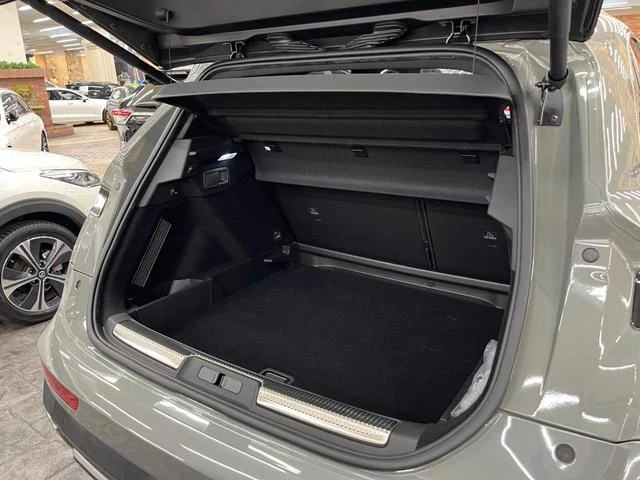 DS Automobiles DS7 8