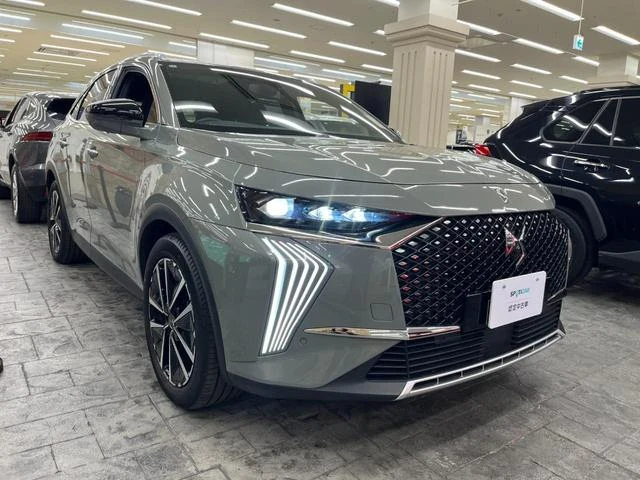 DS Automobiles DS7 61