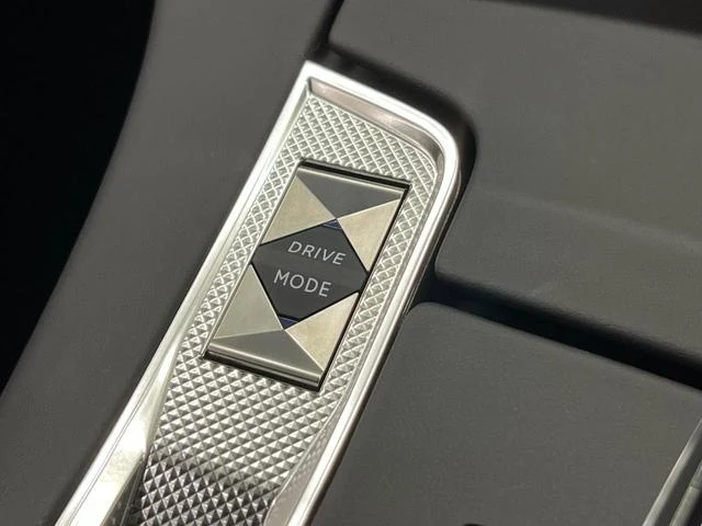 DS Automobiles DS7 21