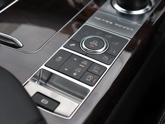 Land Rover RANGE ROVER 24