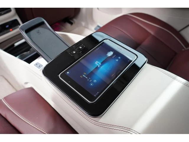 MERCEDES MAYBACH GLS 38