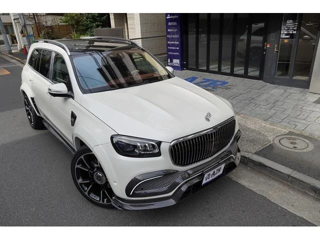 MERCEDES MAYBACH GLS 3