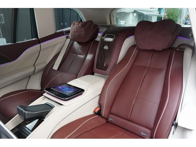 MERCEDES MAYBACH GLS 14
