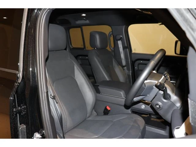 Land Rover DEFENDER 25