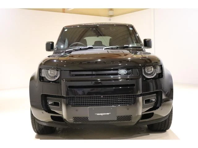 Land Rover DEFENDER 4