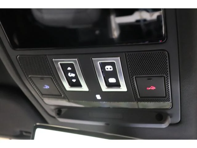 Land Rover DEFENDER 47