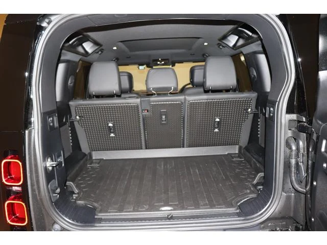 Land Rover DEFENDER 32