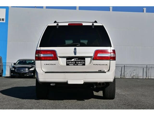 Lincoln NAVIGATOR 9