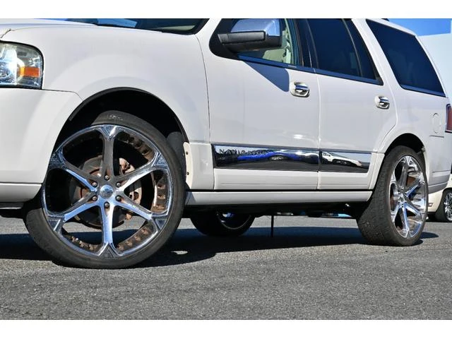 Lincoln NAVIGATOR 3