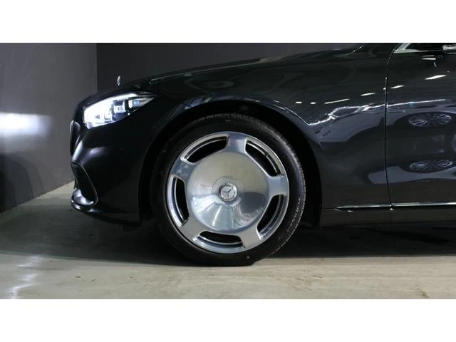MERCEDES MAYBACH S-CLASS 49