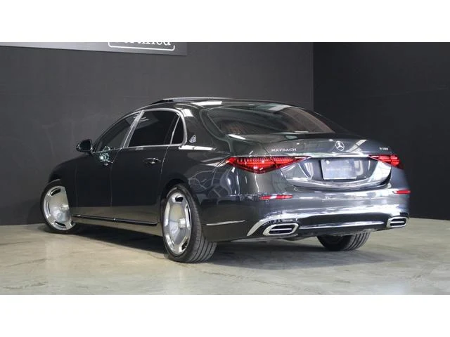 MERCEDES MAYBACH S-CLASS 4