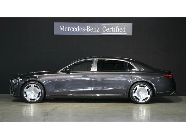MERCEDES MAYBACH S-CLASS 3