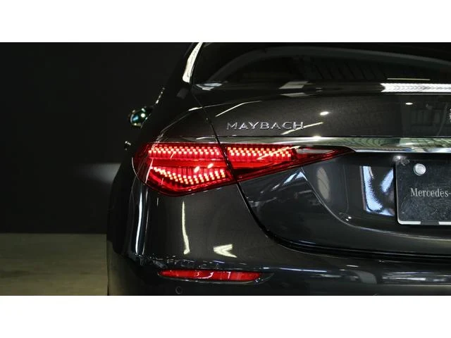 MERCEDES MAYBACH S-CLASS 51