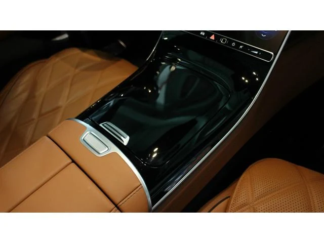 MERCEDES MAYBACH S-CLASS 27