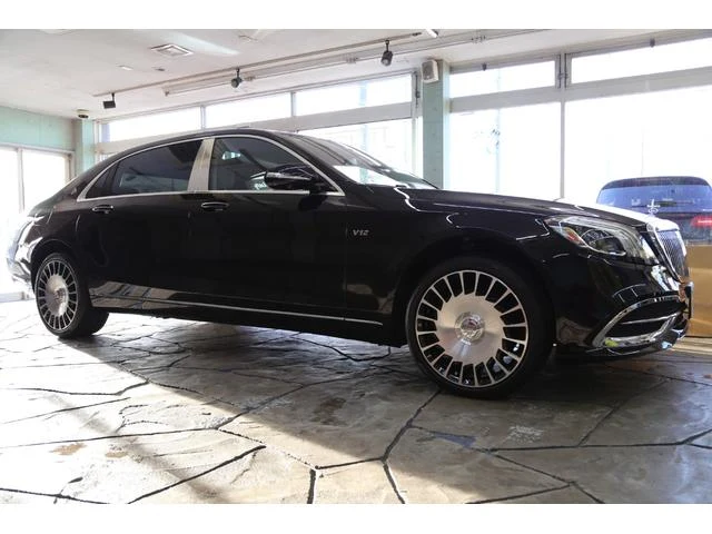 MERCEDES MAYBACH S-CLASS 10