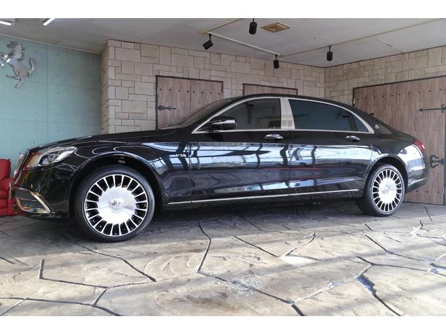 MERCEDES MAYBACH S-CLASS 5