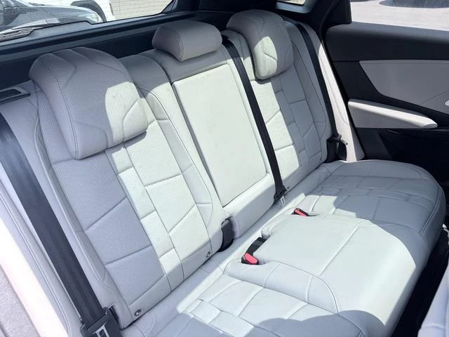 DS Automobiles DS7 23