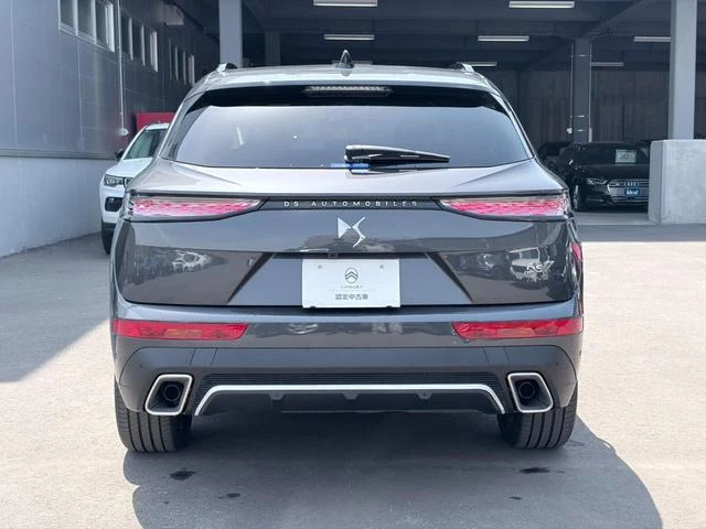 DS Automobiles DS7 8