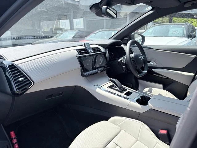 DS Automobiles DS7 32