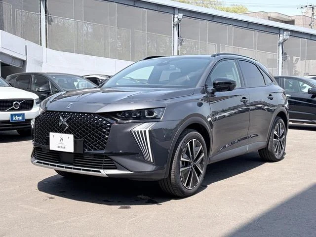 DS Automobiles DS7 11