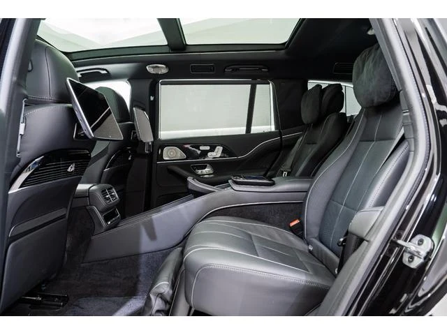 MERCEDES MAYBACH GLS 9