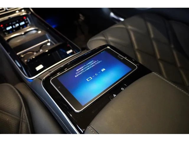 MERCEDES MAYBACH S-CLASS 27