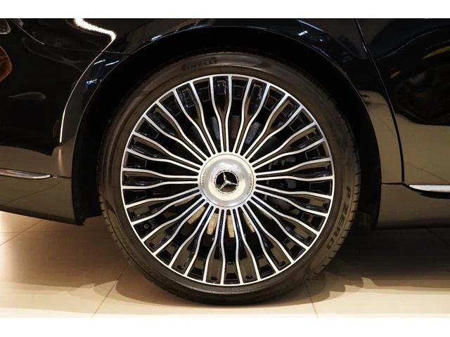 MERCEDES MAYBACH S-CLASS 7