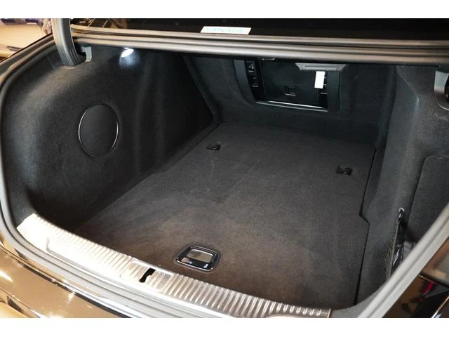 MERCEDES MAYBACH S-CLASS 28