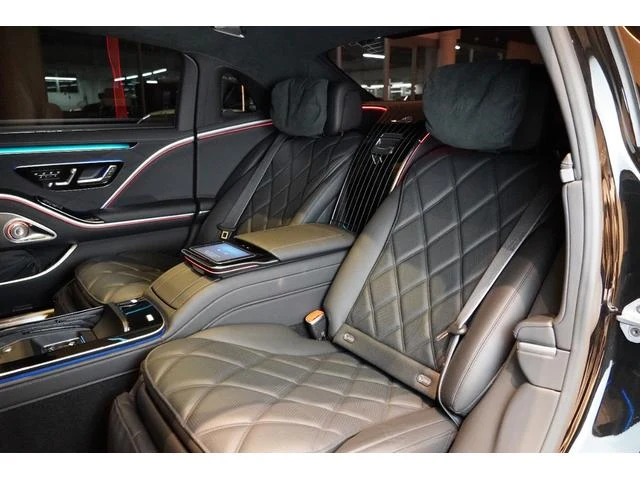 MERCEDES MAYBACH S-CLASS 24