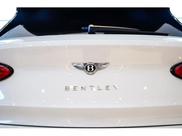 Bentley BENTAYGA 61