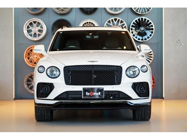 Bentley BENTAYGA 79