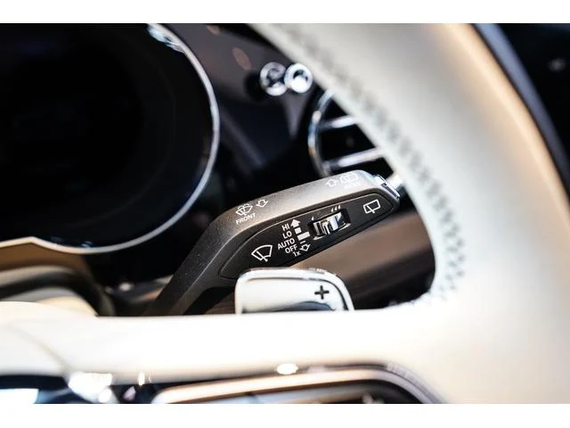 Bentley BENTAYGA 31