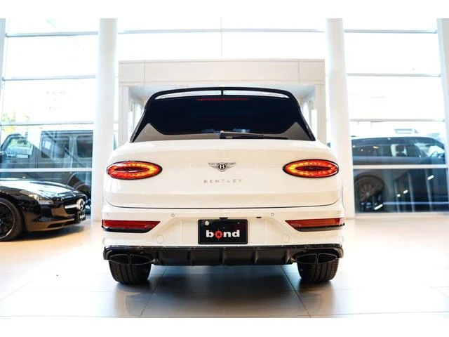 Bentley BENTAYGA 8
