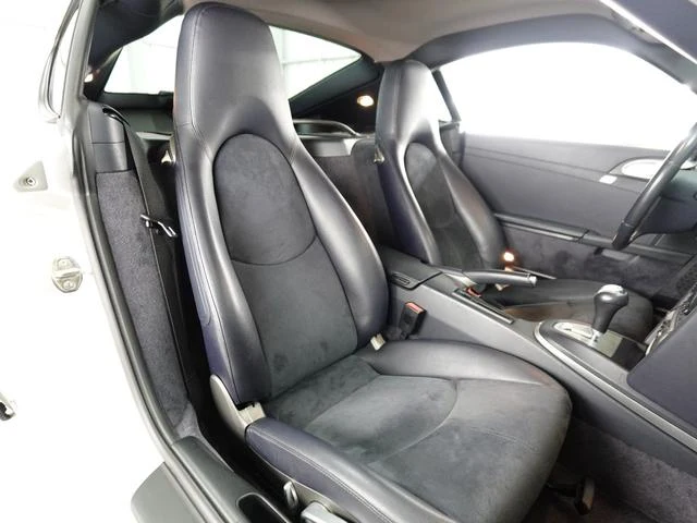 Porsche CAYMAN 10