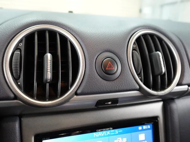 Porsche CAYMAN 31