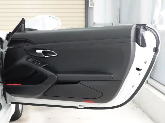 Porsche 718 5
