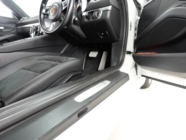 Porsche 718 4