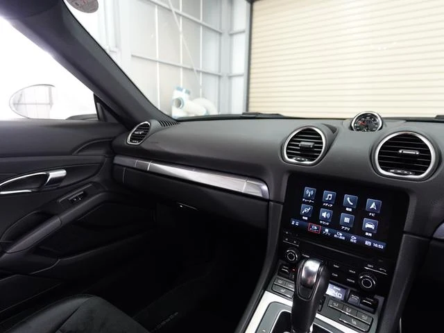Porsche 718 14